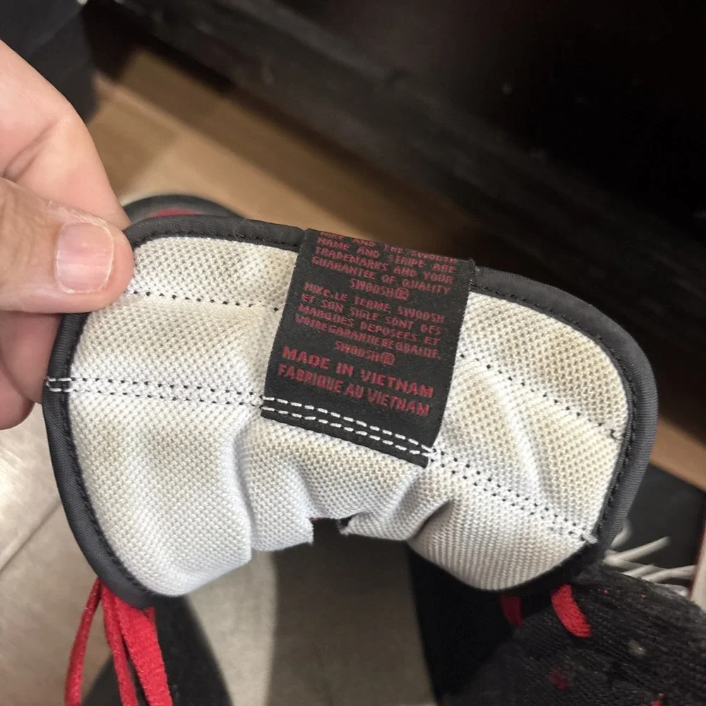 Size 11 - Jordan 1.5 The Return 2015 Bred Chicago 1 Banned (Check Description)